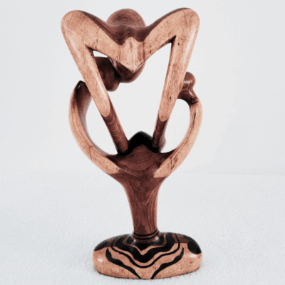 75 Sculpture en Bois « Family » – Cœur Protecteur en Bois 32 cm