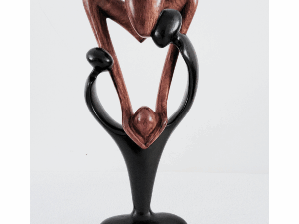 Familly A 38 Sculpture en Bois « Family » – Cœur Parent-Enfant en Bois Bicolore 38 cm