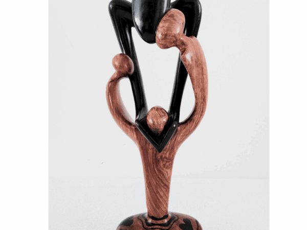 Familly A bis 41 Sculpture en Bois « Family » – Étreinte Parent-Enfant Bois Bicolore 41 cm