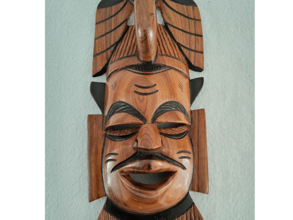 Masque Africain 33-14 Masque Africain en Bois – Visage Rieur Naturel 33 × 14 cm