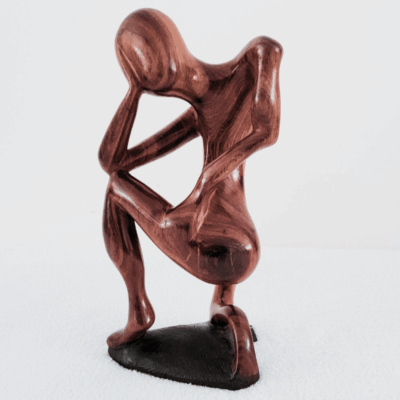Sculpture en Bois « Le Penseur » – Silhouette Contemplative en Bois 28 cm (orientation droite)