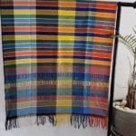 Écharpe Mandjak en Pagne Tissé – L’élégance artisanale du Sénégal