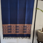 Écharpe Mandjak en Pagne Tissé – L’élégance artisanale du Sénégal